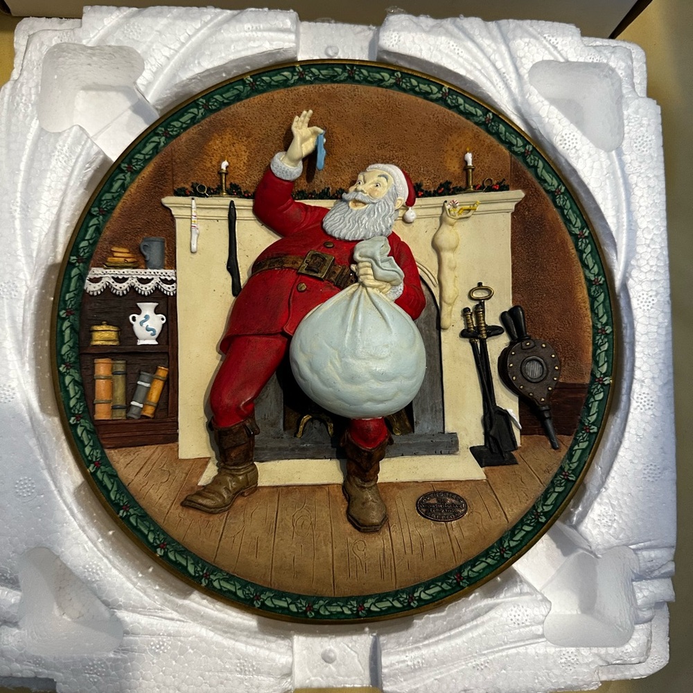3D Santa Claus Holiday Decorative Plate